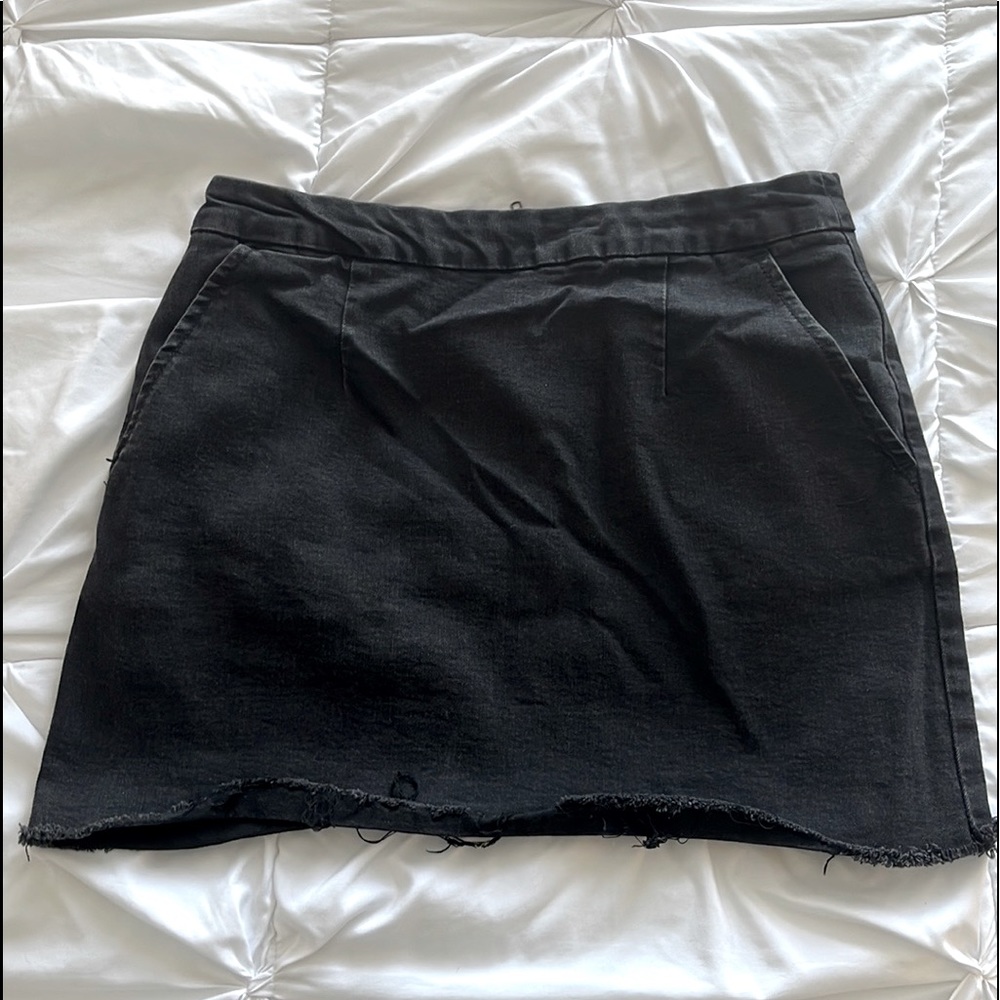 Forever 21 Black Denim Skirt with Pockets